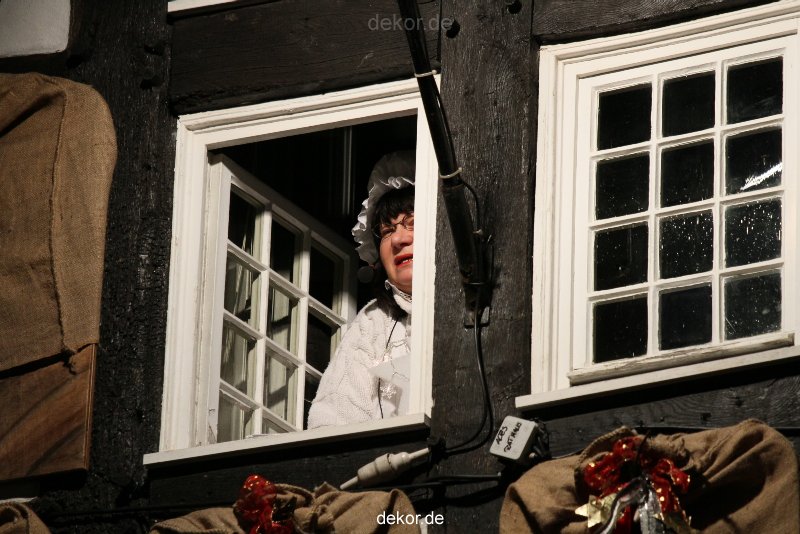 weihnachtsmaerkte-2010-hattingen-altstadt-frau-holle-026