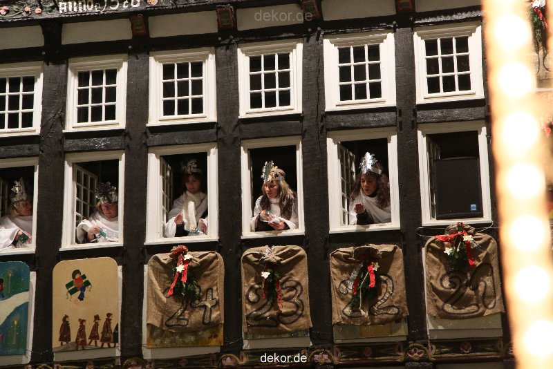 weihnachtsmaerkte-2010-hattingen-altstadt-frau-holle-040