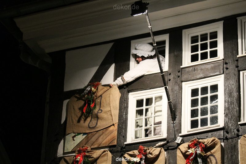 weihnachtsmaerkte-2010-hattingen-altstadt-frau-holle-051
