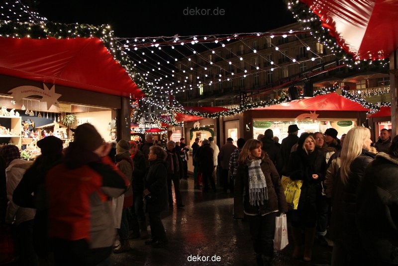 weihnachtsmaerkte-2010-koeln-domplatz-abends-020