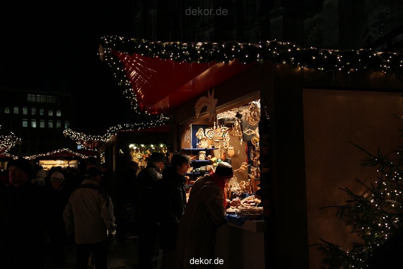 weihnachtsmaerkte-2010-koeln-domplatz-abends-022
