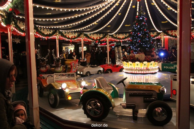 weihnachtsmaerkte-2010-koeln-domplatz-abends-026