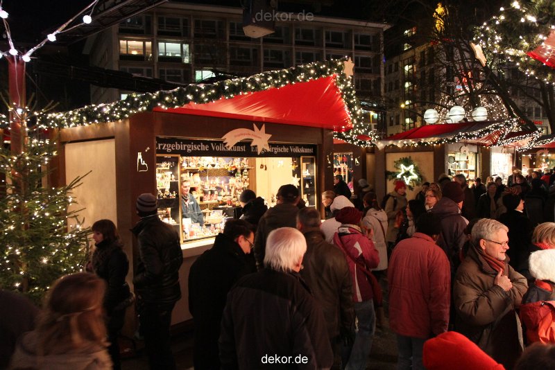 weihnachtsmaerkte-2010-koeln-domplatz-abends-035