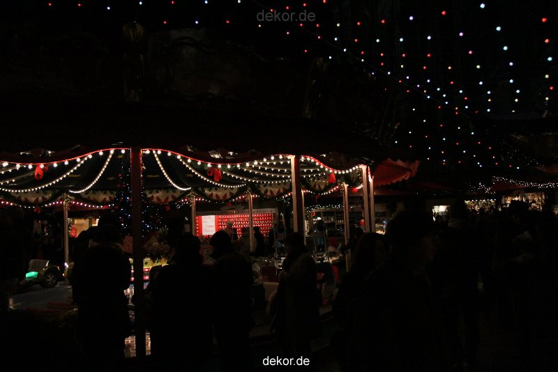 weihnachtsmaerkte-2010-koeln-domplatz-abends-046
