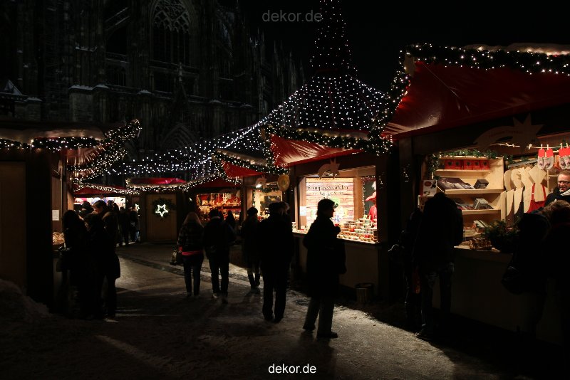 weihnachtsmaerkte-2010-koeln-domplatz-abends-075