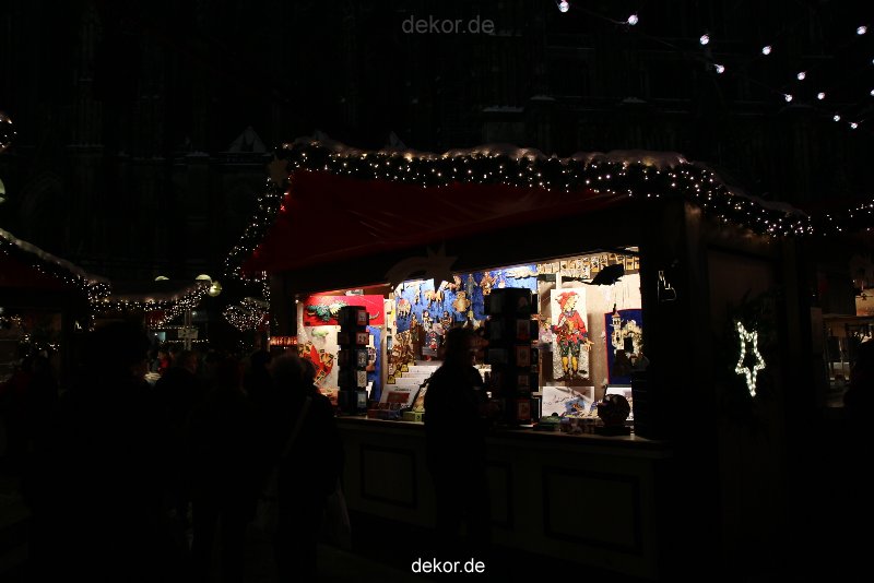 weihnachtsmaerkte-2010-koeln-domplatz-abends-079