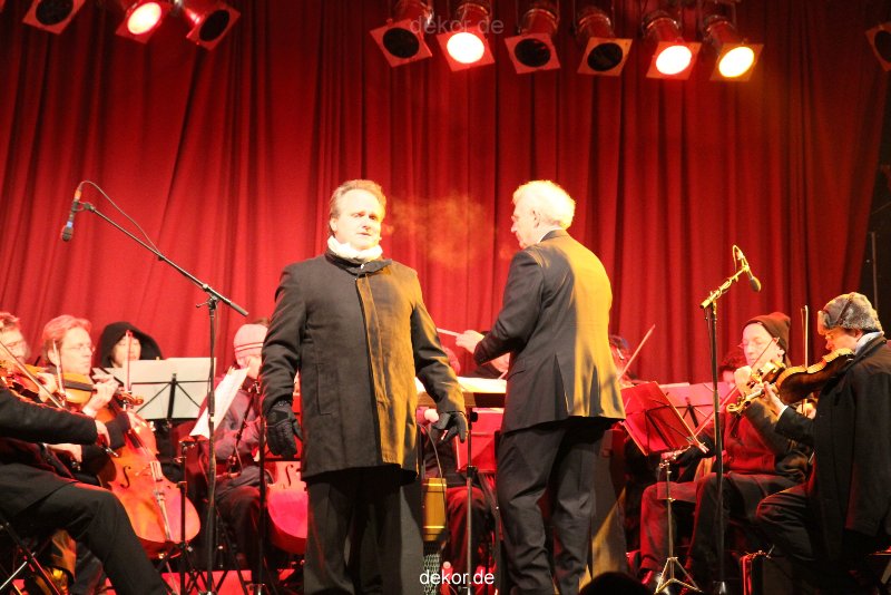 weihnachtsmaerkte-2010-koeln-domplatz-abends-089