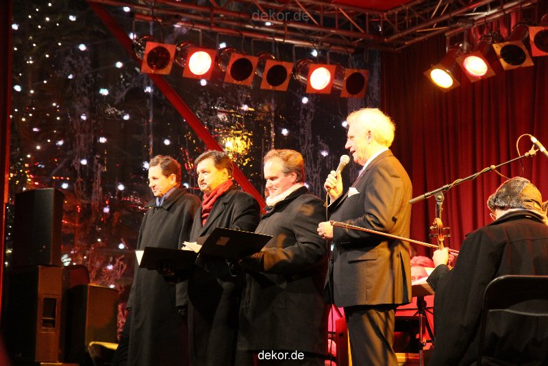 weihnachtsmaerkte-2010-koeln-domplatz-abends-102