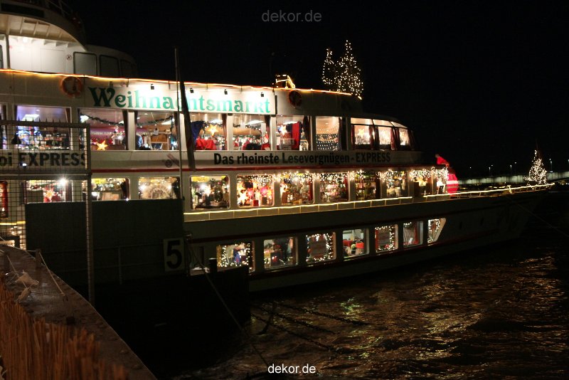 weihnachtsmaerkte-2010-koeln-schiff-003