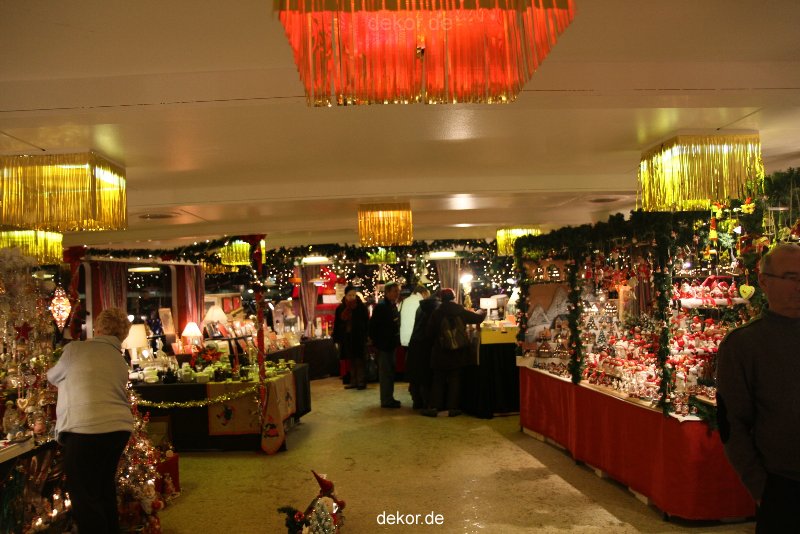 weihnachtsmaerkte-2010-koeln-schiff-008