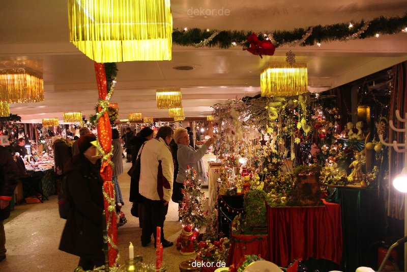 weihnachtsmaerkte-2010-koeln-schiff-011