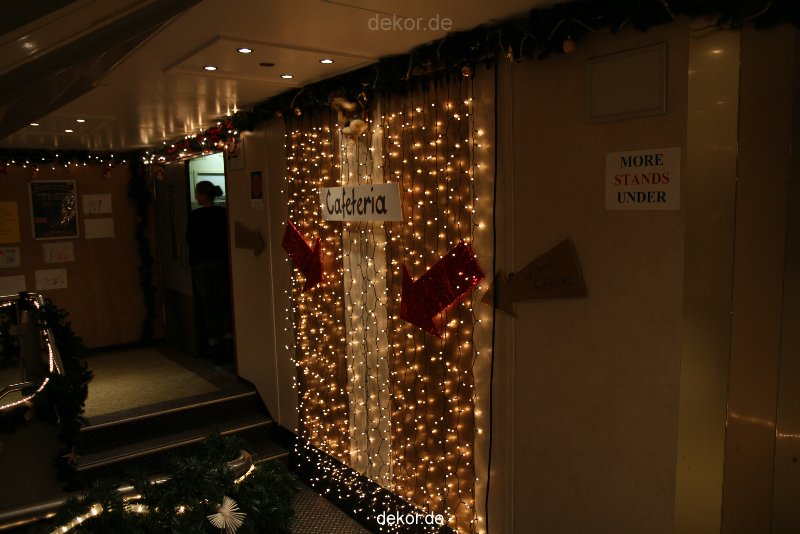 weihnachtsmaerkte-2010-koeln-schiff-021