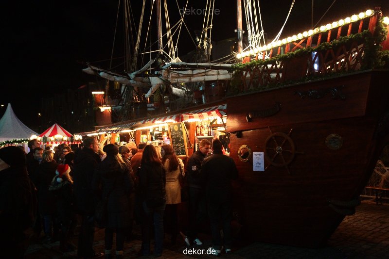 weihnachtsmaerkte-2011-koeln-hafen-weihnachtsmarkt-015