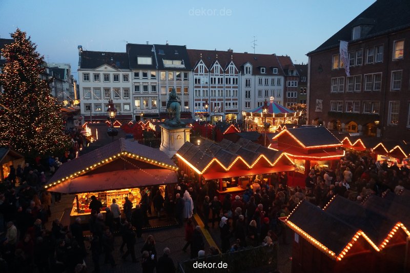 weihnachtsmaerkte-2013-duesseldorf-rathausplatz-003