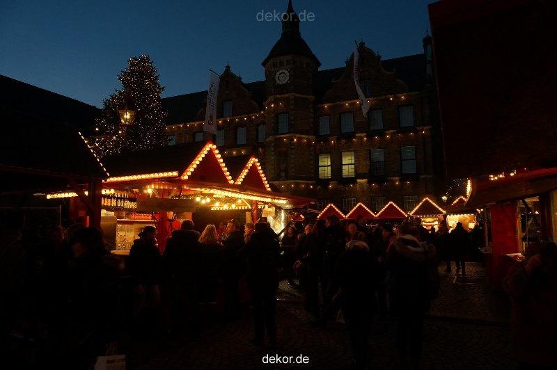 weihnachtsmaerkte-2013-duesseldorf-rathausplatz-015