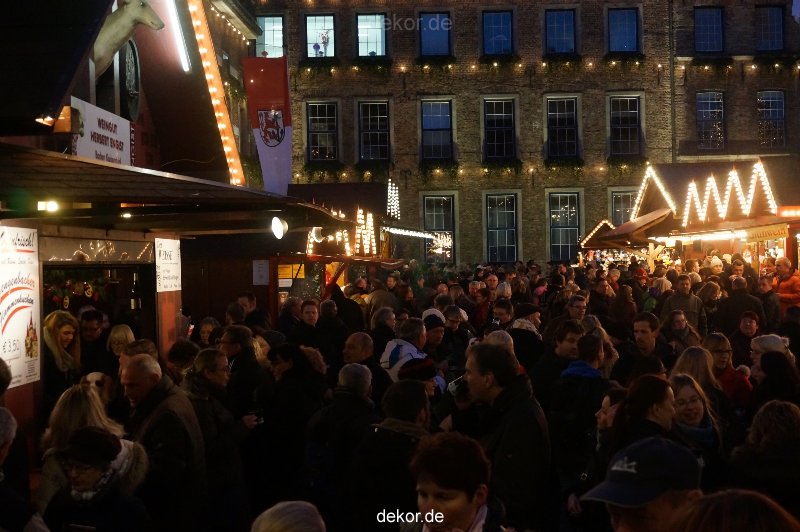 weihnachtsmaerkte-2013-duesseldorf-rathausplatz-022