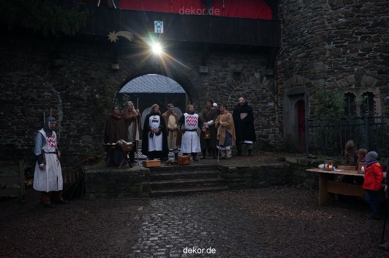 weihnachtsmaerkte-2013-solingen-schloss-burg-spiel-017