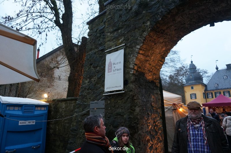 weihnachtsmaerkte-2013-wuppertal-schloss-luentenbeck-006
