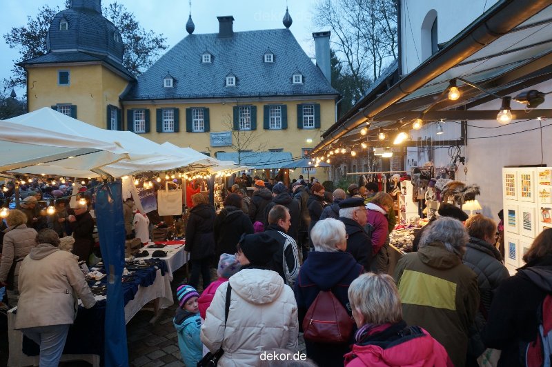 weihnachtsmaerkte-2013-wuppertal-schloss-luentenbeck-013
