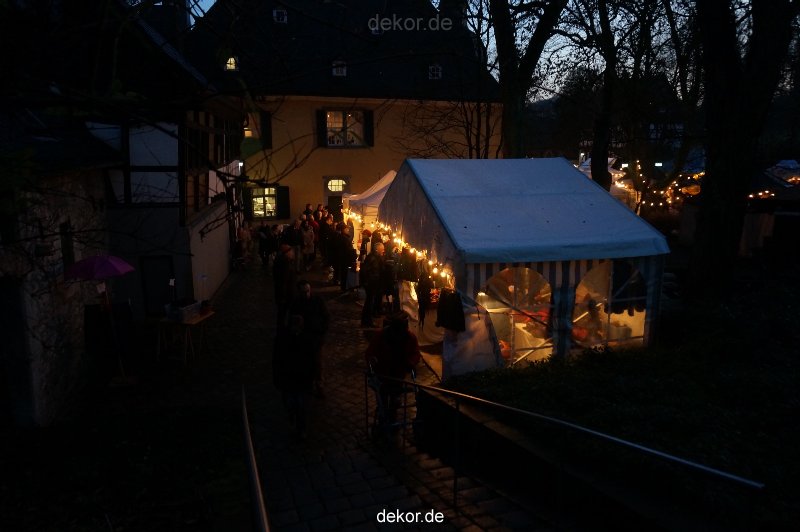 weihnachtsmaerkte-2013-wuppertal-schloss-luentenbeck-064
