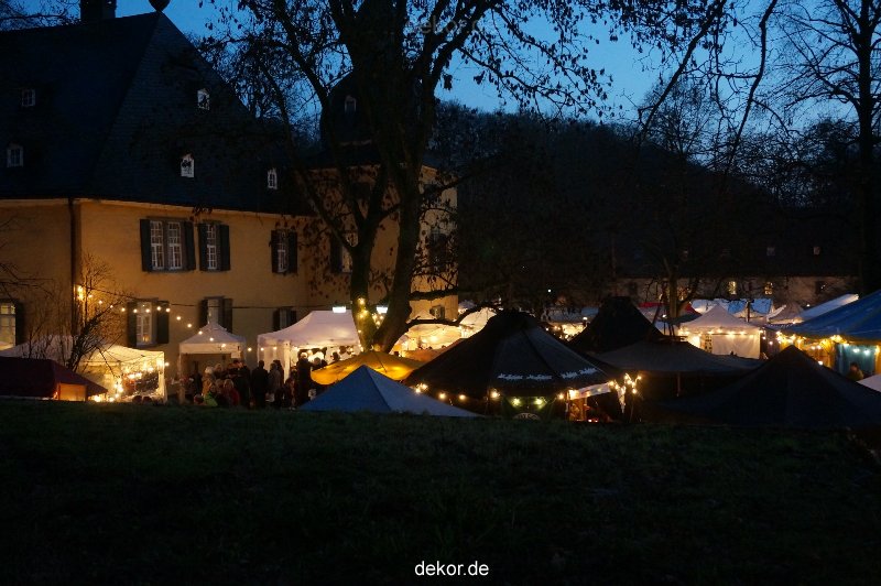 weihnachtsmaerkte-2013-wuppertal-schloss-luentenbeck-067