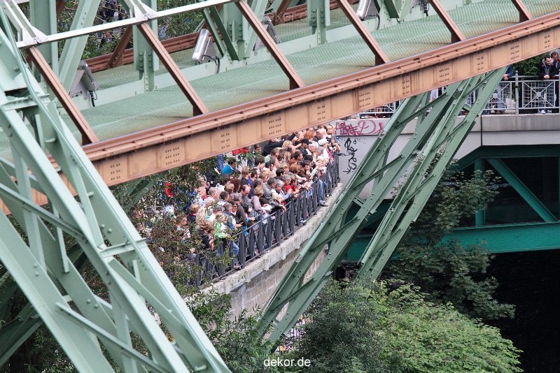 wuppertal-e400-islandufer-entenrennen1-008