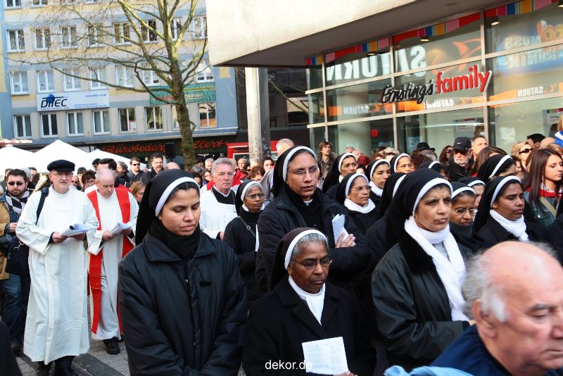 wuppertal-karfreitags-prozession-2012-3-042