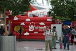 duesseldorf-luftfahrttag-2013-airberlin-huepfburg-001