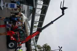 duesseldorf-luftfahrttag-2013-fahrzeuge-144