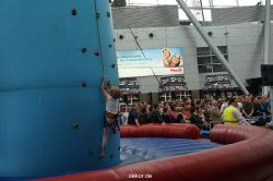 duesseldorf-luftfahrttag-2013-klettertuerme-009