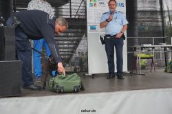 duesseldorf-luftfahrttag-2013-spuerhunde-014