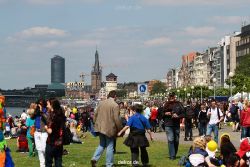 duesseldorf-japantag-2012-rheinpromenade-010
