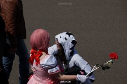 duesseldorf-japantag-2013-free-hugs-017