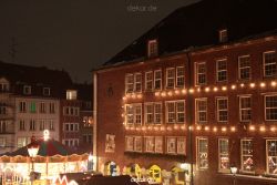 weihnachtsmaerkte-2010-duesseldorf-rathausplatz-abend-070