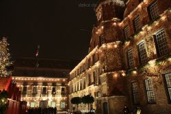 weihnachtsmaerkte-2010-duesseldorf-rathausplatz-abend-087