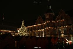 weihnachtsmaerkte-2010-duesseldorf-rathausplatz-abend-091