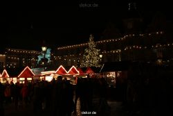 weihnachtsmaerkte-2010-duesseldorf-rathausplatz-abend-092