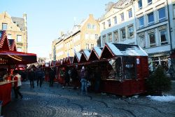 weihnachtsmaerkte-2010-duesseldorf-rathausplatz-003
