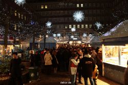 weihnachtsmaerkte-2010-duesseldorf-sternchenmarkt-2-030