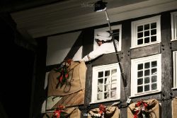 weihnachtsmaerkte-2010-hattingen-altstadt-frau-holle-051