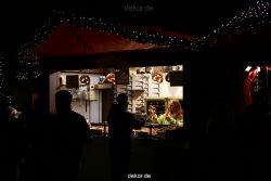 weihnachtsmaerkte-2010-koeln-domplatz-abends-009