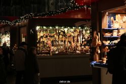 weihnachtsmaerkte-2010-koeln-domplatz-abends-024