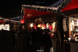 weihnachtsmaerkte-2010-koeln-domplatz-abends-063