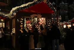 weihnachtsmaerkte-2010-koeln-domplatz-abends-078