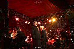 weihnachtsmaerkte-2010-koeln-domplatz-abends-082