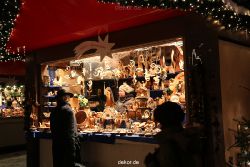 weihnachtsmaerkte-2010-koeln-domplatz-abends-106