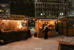 weihnachtsmaerkte-2010-wuppertal-laurentiusplatz-2-025