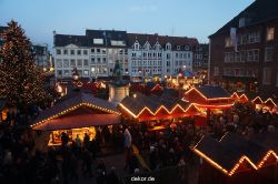 weihnachtsmaerkte-2013-duesseldorf-rathausplatz-003