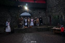 weihnachtsmaerkte-2013-solingen-schloss-burg-spiel-017