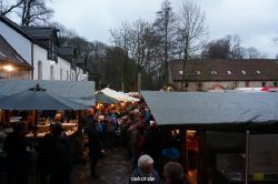 weihnachtsmaerkte-2013-wuppertal-schloss-luentenbeck-025